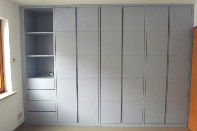 Einbauschrank